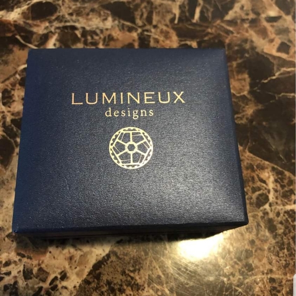 Earnings - Picture 2 of 3